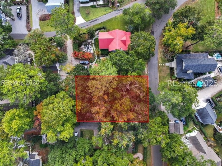 Don't miss this rare opportunity! This lovely corner lot - Beach Lot for sale in Beaufort, South Carolina on Beachhouse.com