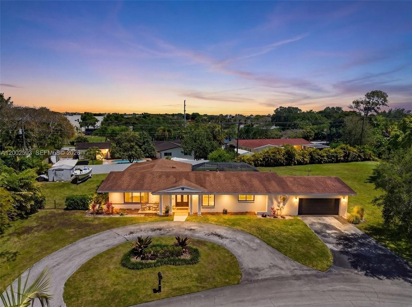 Prime location! This 4-bedroom, 2-bath home sits on an expansive - Beach Home for sale in Miami, Florida on Beachhouse.com