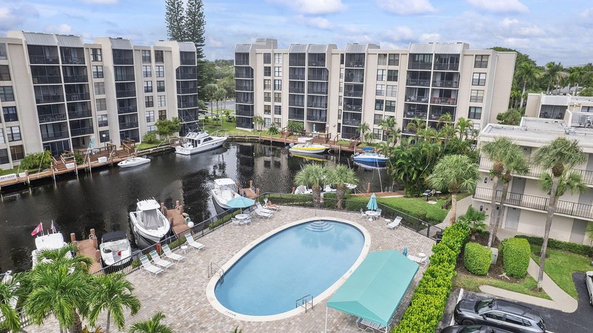 Waterfront, top floor corner unit with stunning water views in - Beach Condo for sale in Boca Raton, Florida on Beachhouse.com