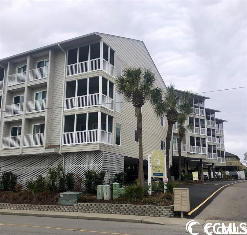 Beautifully upgraded 3Br. 2.5 Ba. unit with a separate full size - Beach Condo for sale in Myrtle Beach, South Carolina on Beachhouse.com