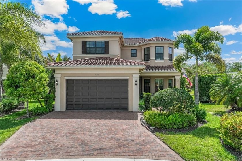Rare oversized pie-shaped lot! Your private paradise, located on - Beach Home for sale in Naples, Florida on Beachhouse.com