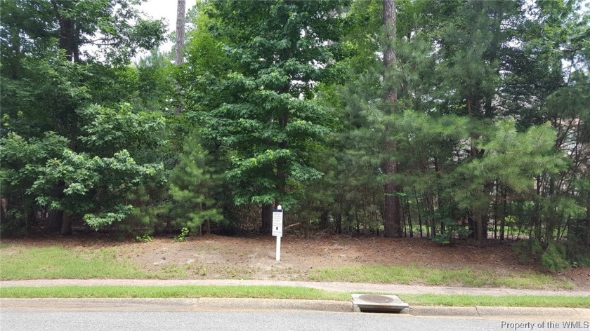 Level golf front lot on cul-de-sac. One of only a few building - Beach Lot for sale in Williamsburg, Virginia on Beachhouse.com