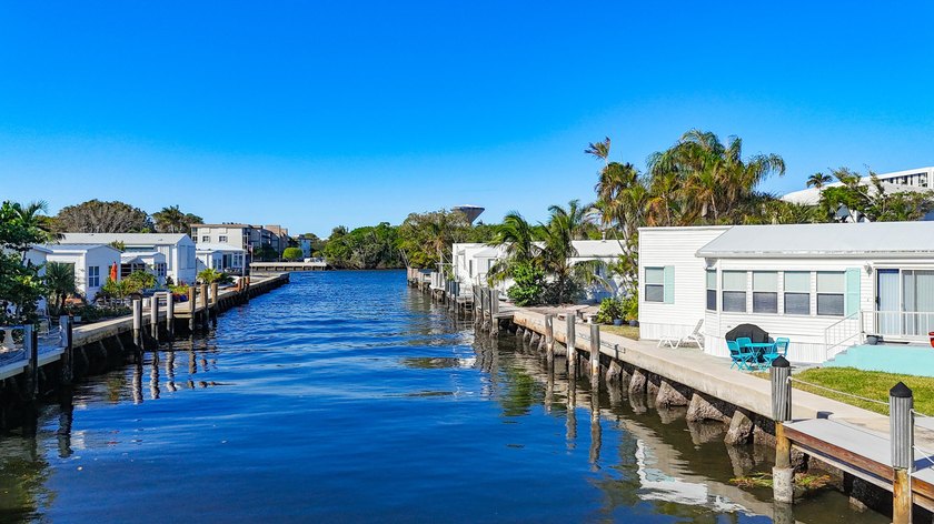 This is an exceptional property. A 1994 double wide unit in - Beach Home for sale in Briny Breezes, Florida on Beachhouse.com