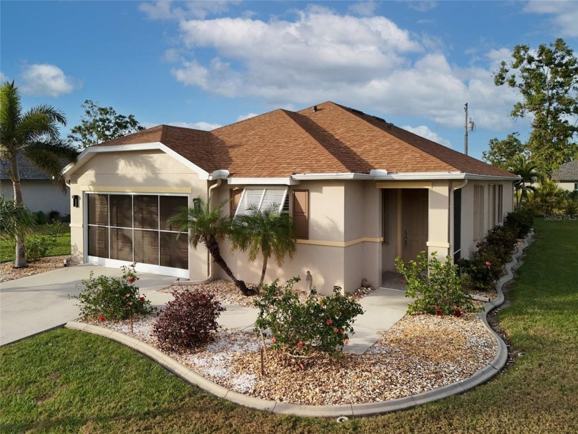 Well maintained 3 Bedroom, 2 Bathroom, 2 Car Garage home with - Beach Home for sale in Punta Gorda, Florida on Beachhouse.com