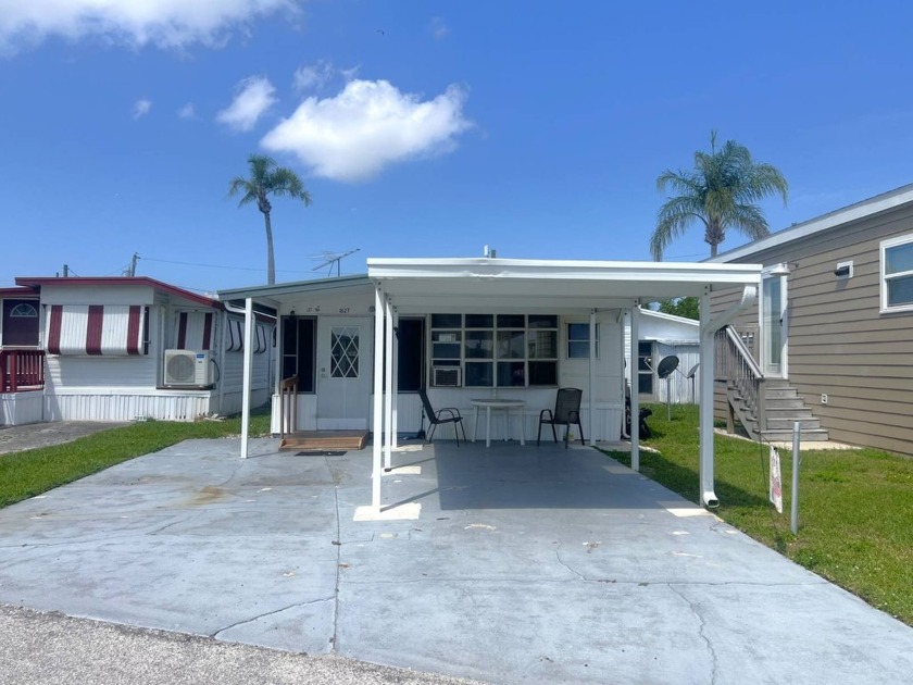 This 1 bedroom, 1 Bathroom, Fully Furnished Home is in Holiday - Beach Home for sale in Holiday, Florida on Beachhouse.com
