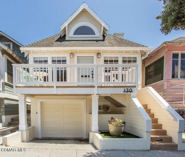 Spectacularly Nantucket style beach home steps from the sand in - Beach Home for sale in Santa Monica, California on Beachhouse.com