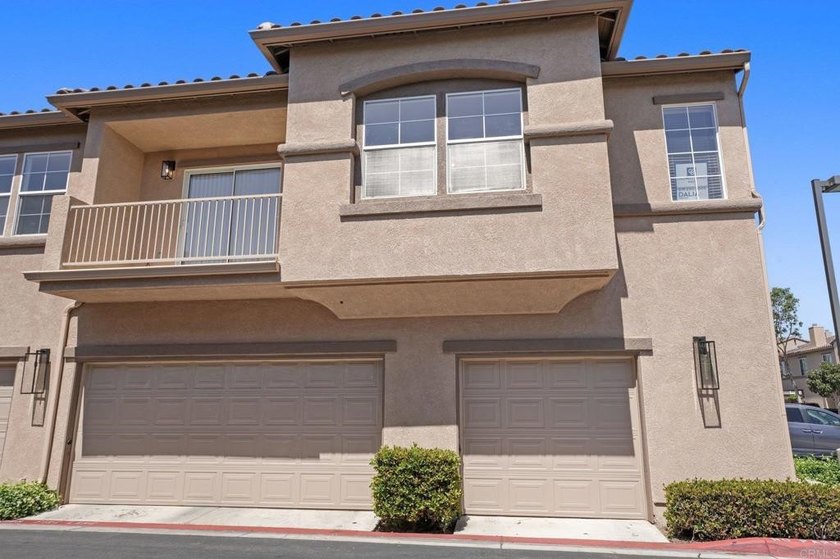 Charming 2-bedroom, 2-bath home offering 1,141 sq ft of - Beach Condo for sale in Oceanside, California on Beachhouse.com