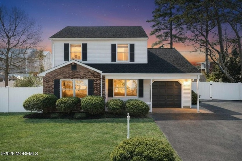 Welcome to Bay Harbor in Brick, NJ. Set in a sought-after - Beach Home for sale in Brick, New Jersey on Beachhouse.com