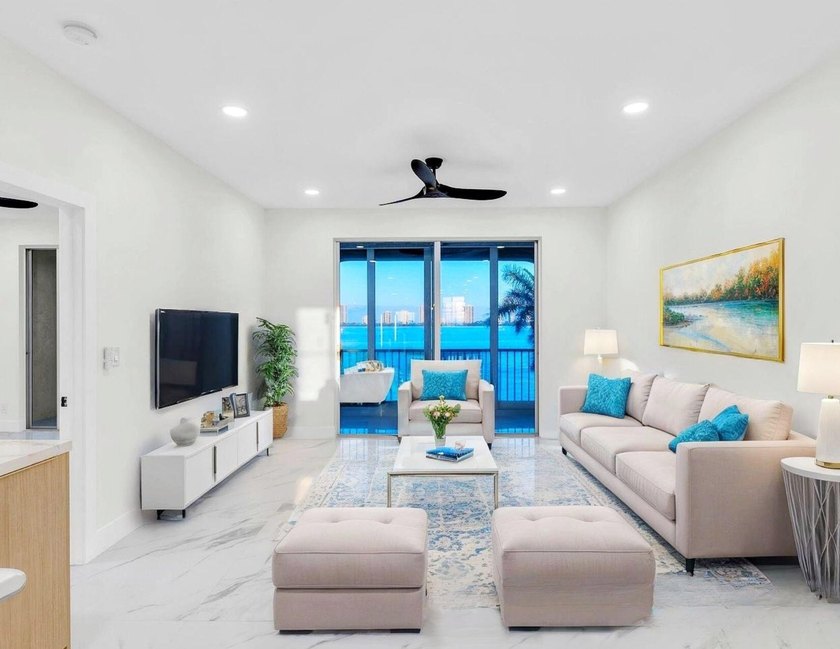 Fully renovated 2Bed/2Bath condo with breathtaking views that - Beach Condo for sale in North Palm Beach, Florida on Beachhouse.com
