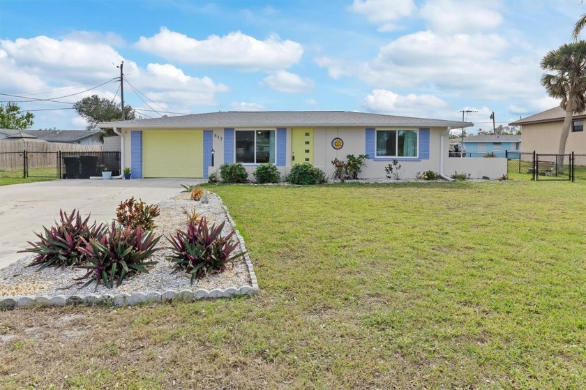 Charming and beautifully updated 2-bedroom, 1.5-bath home in the - Beach Home for sale in Englewood, Florida on Beachhouse.com