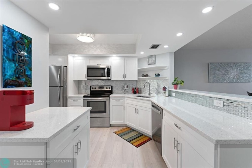Intracoastal Pompano Beach updated condo. Great square footage - Beach Condo for sale in Pompano Beach, Florida on Beachhouse.com