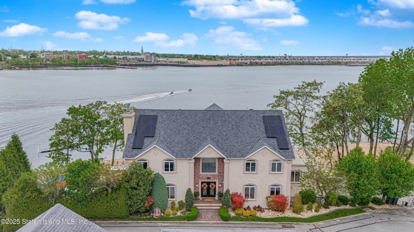 Exceptional Waterfront Estate with Private Dock - Just 40 - Beach Home for sale in Staten Island, New York on Beachhouse.com
