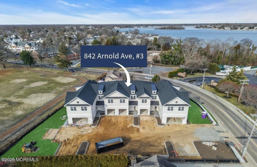 Welcome to Arnold Avenue Townhomes, a premier living experience - Beach Home for sale in Point Pleasant, New Jersey on Beachhouse.com