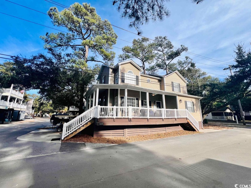 VERY SPACIOUS LOW COUNTRY STYLE BEACH HOUSE WITH 4 LARGE - Beach Home for sale in Myrtle Beach, South Carolina on Beachhouse.com
