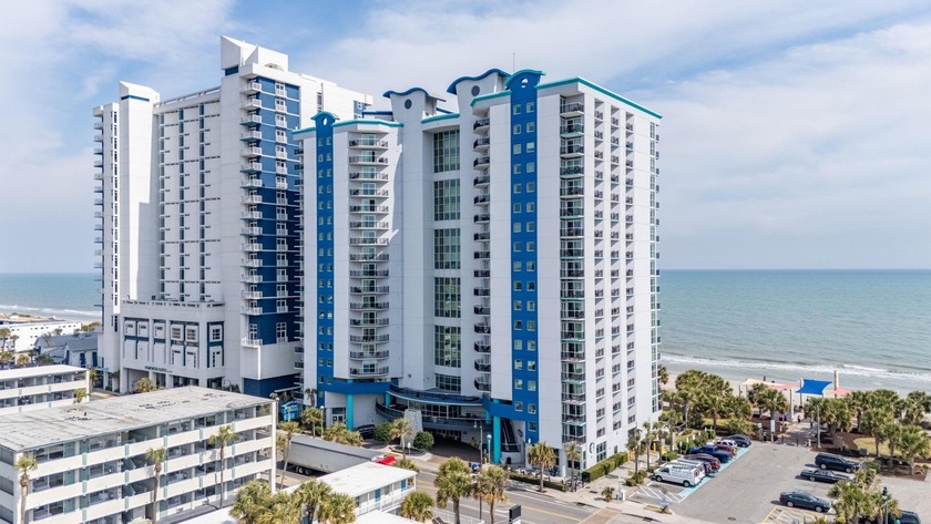 Must see!  Oceanfront lockout 2 bed/2 bath at Bayview Resort - Beach Condo for sale in Myrtle Beach, South Carolina on Beachhouse.com
