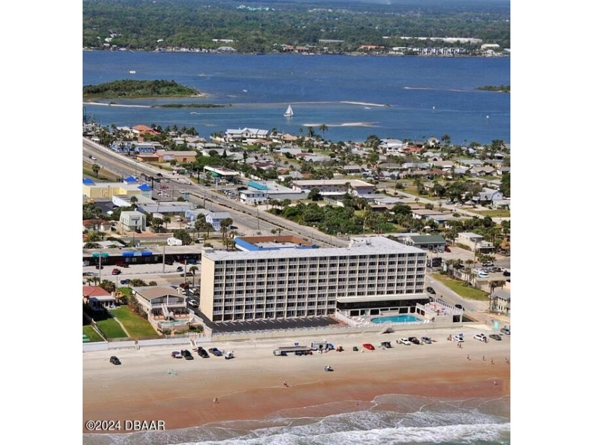 ***DIRECT OCEANFRONT STUDIO CONDO*** FANTASTIC LOCATION AS YOU - Beach Lot for sale in Daytona Beach, Florida on Beachhouse.com