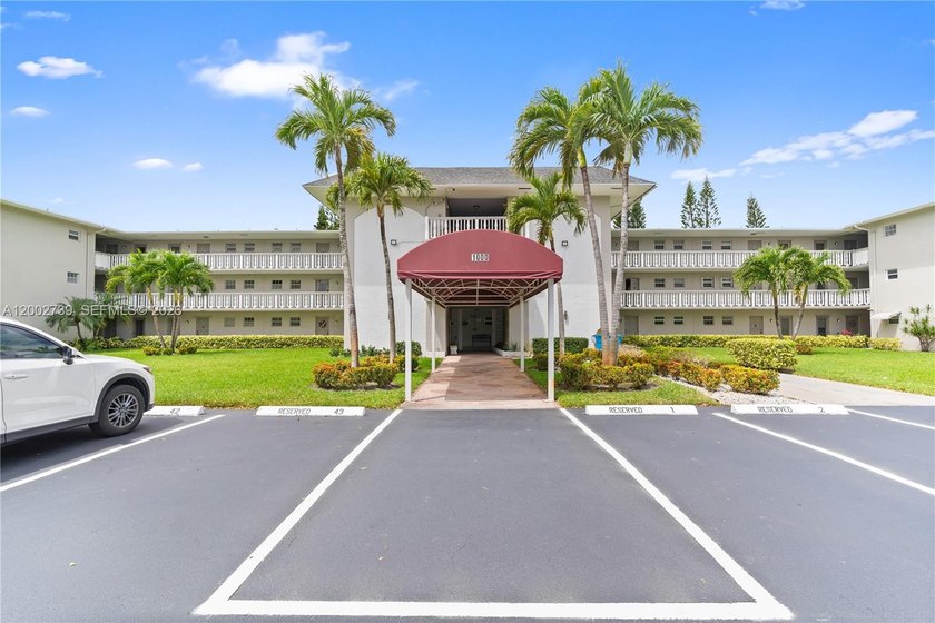 Experience the charm of this spacious 2-bedroom, 2-bathroom - Beach Condo for sale in Hollywood, Florida on Beachhouse.com