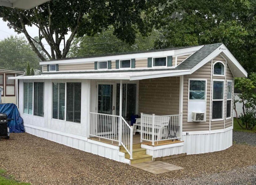 Your summer dream retreat is here! 

This seasonal (April 15 - Beach Condo for sale in Wells, Maine on Beachhouse.com