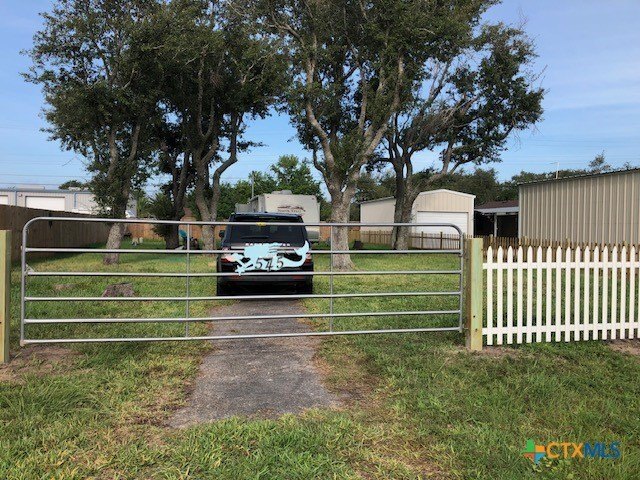 This beautiful property in the quiet, family friendly Oak - Beach Lot for sale in Rockport, Texas on Beachhouse.com