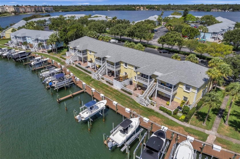 Boaters Dream!! This condo includes a boat slip/lift right out - Beach Condo for sale in St. Petersburg, Florida on Beachhouse.com