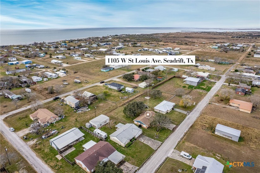 Welcome to this Charming Newly Remodeled Home at 1105 W St Louis - Beach Home for sale in Seadrift, Texas on Beachhouse.com