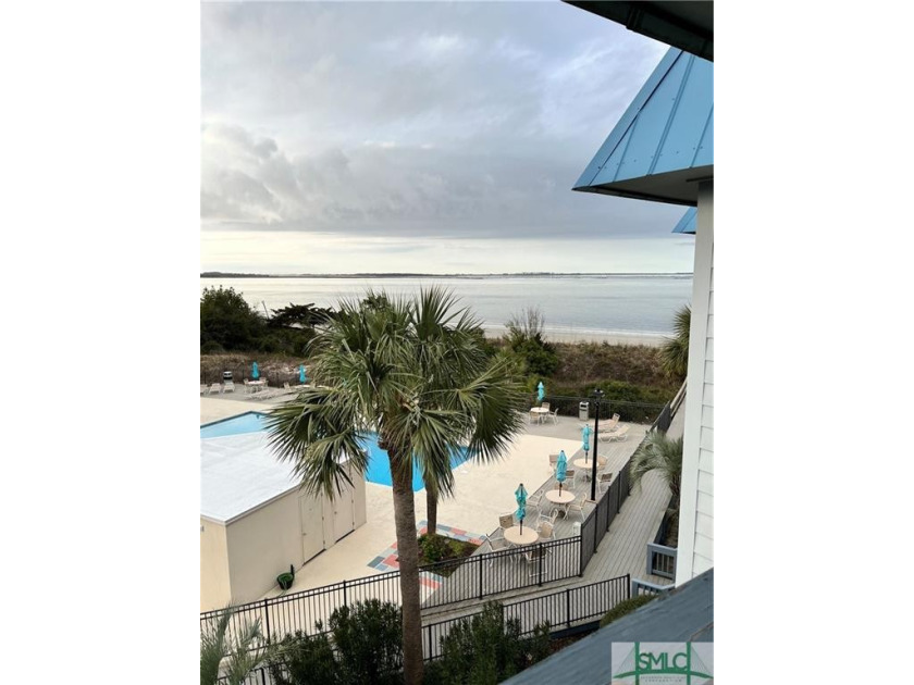 This beautiful beach condo has had recent updates and is ready - Beach Condo for sale in Tybee Island, Georgia on Beachhouse.com