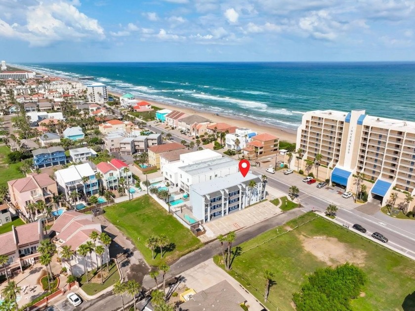 This charming one-bedroom condo offers stunning beach views from - Beach Condo for sale in South Padre Island, Texas on Beachhouse.com