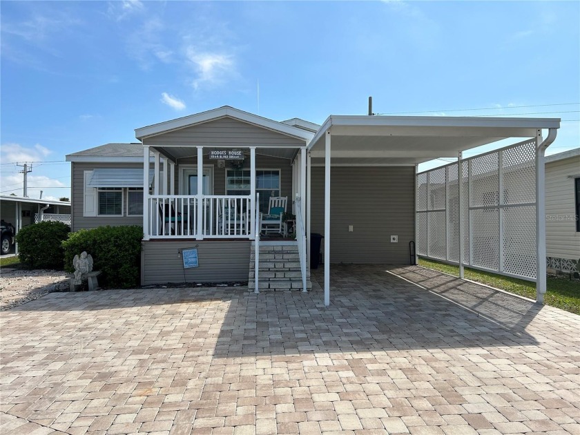 Stunning 2011 triple wide home. Great floor plan & looks like it - Beach Home for sale in Sarasota, Florida on Beachhouse.com