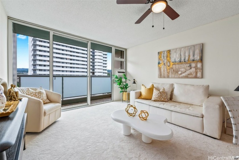 Don't miss this beautifully maintained 2 bdrm/1 bath corner/end - Beach Condo for sale in Honolulu, Hawaii on Beachhouse.com