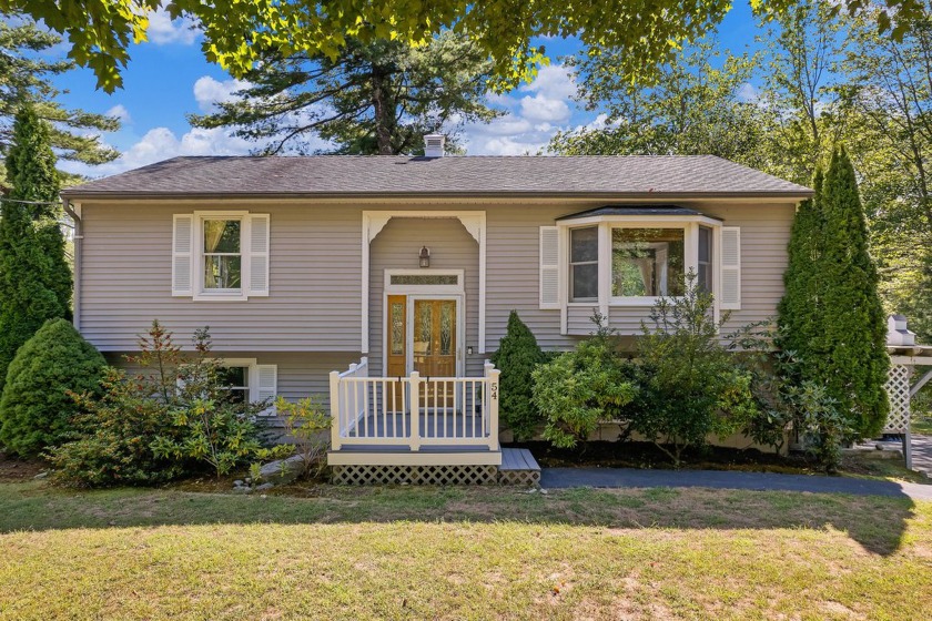 Welcome to your 3 bed 2 bath 1 car garage home sweet home! - Beach Home for sale in Wells, Maine on Beachhouse.com