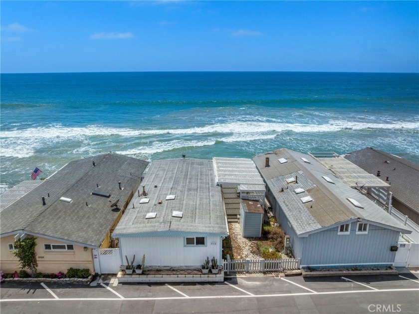 Unobstructed on-the-beach views extending from San Clemente's - Beach Home for sale in San Clemente, California on Beachhouse.com