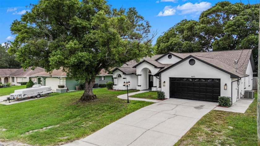 One or more photo(s) has been virtually staged. MOVE-IN READY! - Beach Home for sale in Spring Hill, Florida on Beachhouse.com