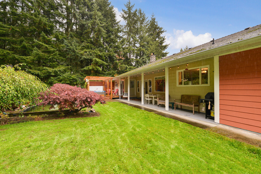 Cobble Hill Vacation Rental Beach House in British Columbia 3092027