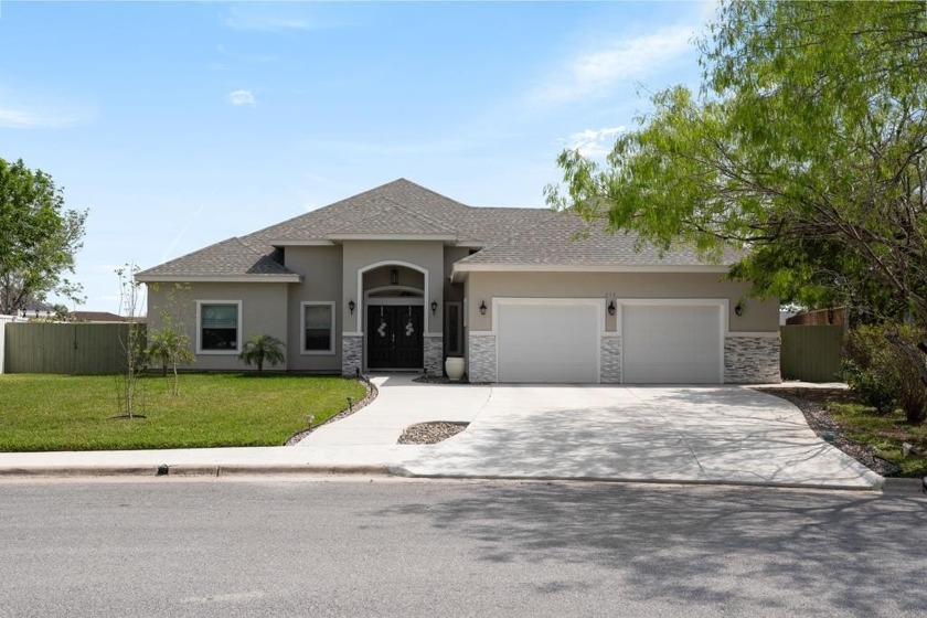 Beautiful, elegant, and cozy home! Great location at the - Beach Home for sale in Brownsville, Texas on Beachhouse.com