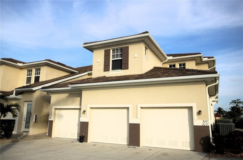 BEAUTIFULLY UPDATED AND WELL MAINTAINED 2 BEDROOM, 2 BATHROOM, 1 - Beach Condo for sale in Punta Gorda, Florida on Beachhouse.com