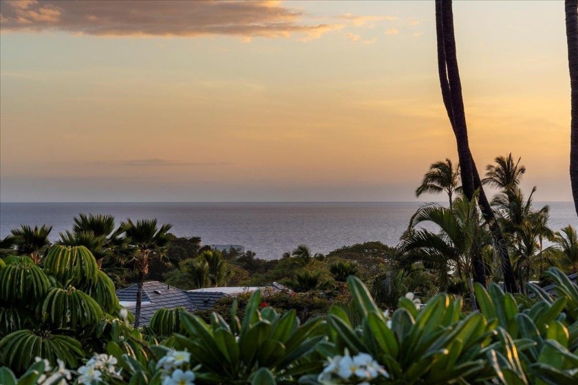 Welcome to this spacious 2 bedroom 2 bath Grand Champions unit - Beach Condo for sale in Kihei, Hawaii on Beachhouse.com