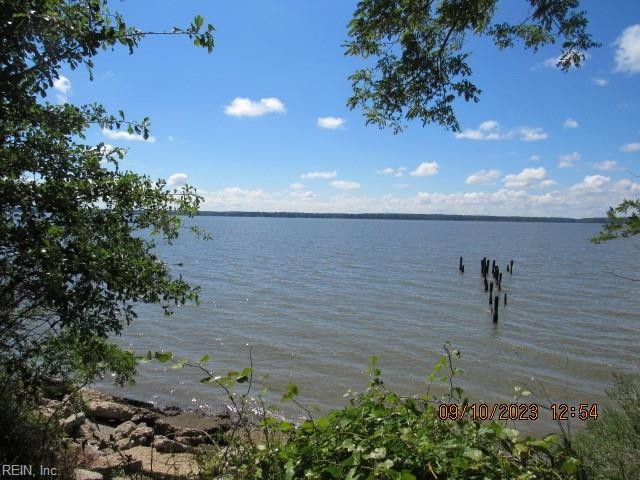 37.98 acres! Astounding Views of York River!  This 50's Cottage - Beach Home for sale in Gloucester, Virginia on Beachhouse.com