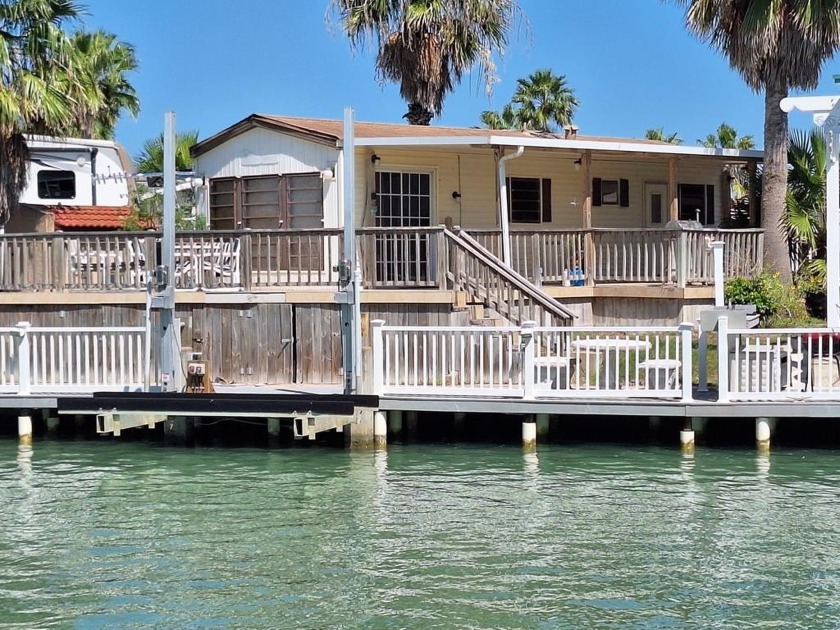 One Bedroom One Bath Park model located on the canal and quickly - Beach Home for sale in Port Isabel, Texas on Beachhouse.com