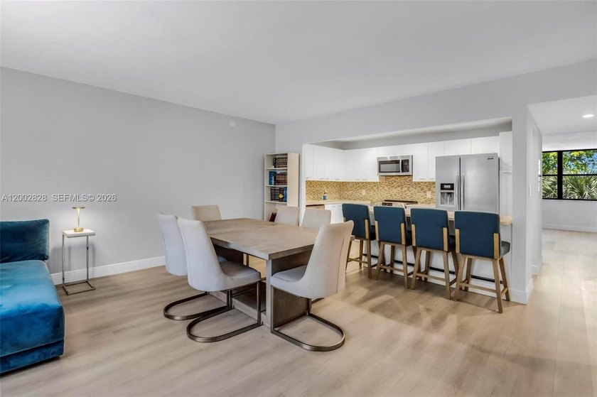 Bright 2BR + Den | Flexible Layout | Move-In Ready Beautifully - Beach Condo for sale in Aventura, Florida on Beachhouse.com