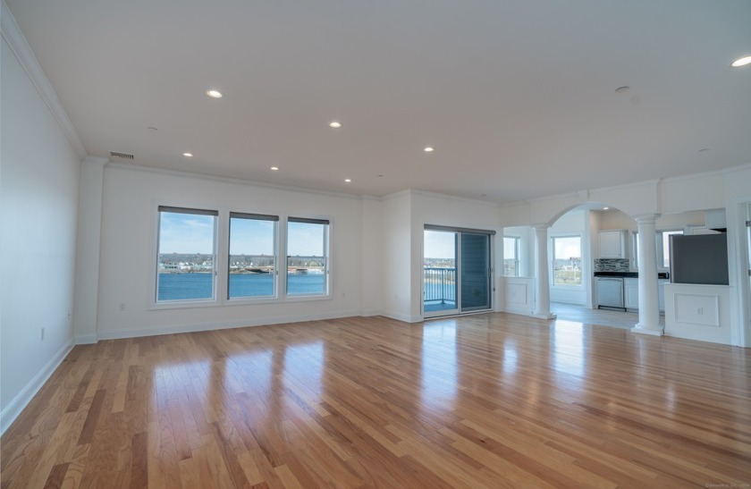 DIRECT WATERFRONT with unobstructed views of Long Island Sound - Beach Condo for sale in New Haven, Connecticut on Beachhouse.com