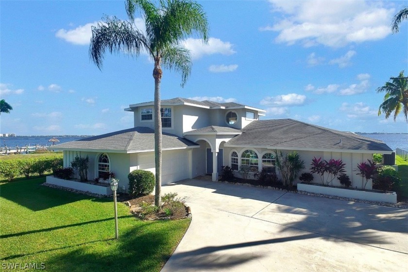 HUGE PRICE REDUCTION! Available days for showings: June 12th to - Beach Home for sale in Cape Coral, Florida on Beachhouse.com