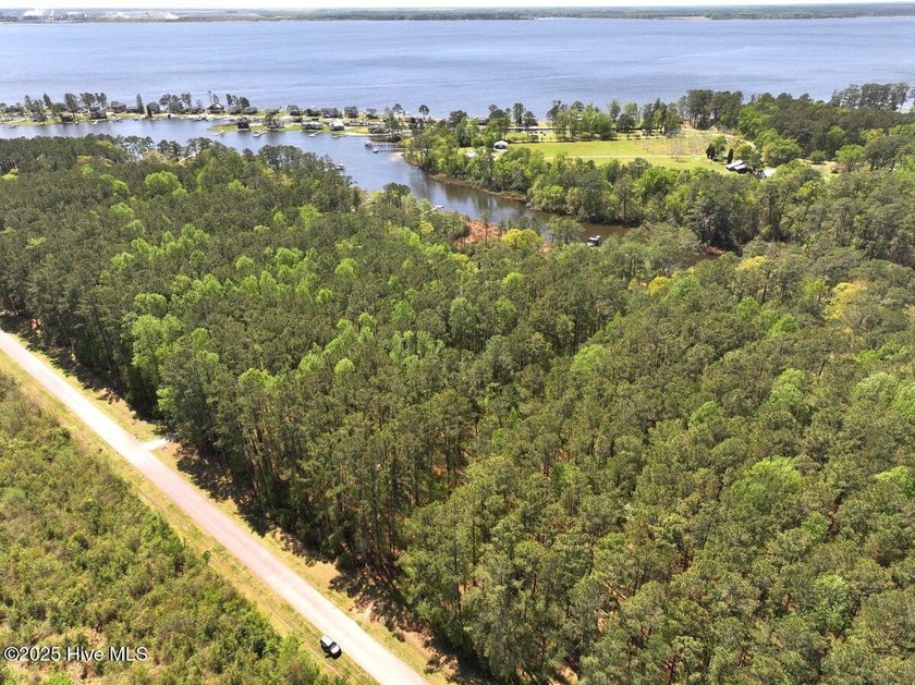Are you looking for the perfect place to build your dream home - Beach Lot for sale in Bath, North Carolina on Beachhouse.com