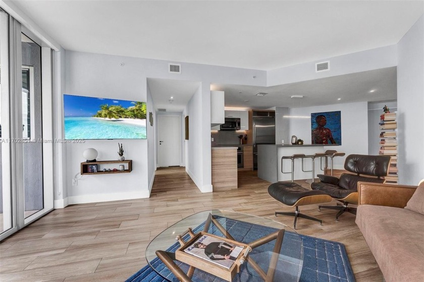 Stunning 2-bedroom 2-bath fully upgraded corner unit in the - Beach Condo for sale in Miami, Florida on Beachhouse.com