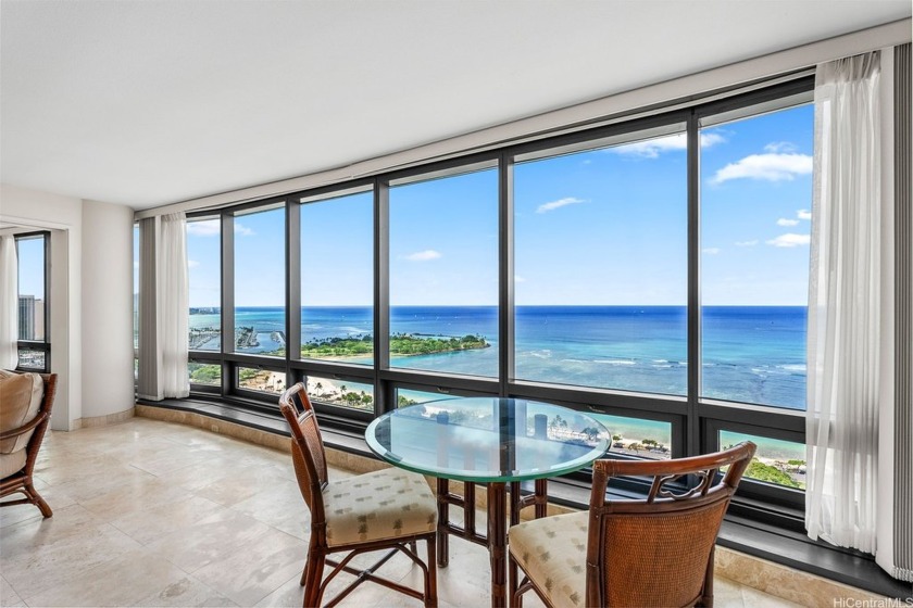 Perched high on the 32nd floor in the preferred '04' center - Beach Condo for sale in Honolulu, Hawaii on Beachhouse.com