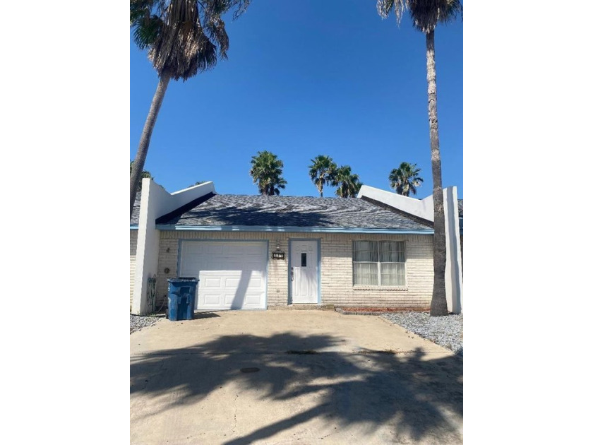 Beachside, Town Home--3/2/1 - Possible Lease with option to - Beach Townhome/Townhouse for sale in South Padre Island, Texas on Beachhouse.com