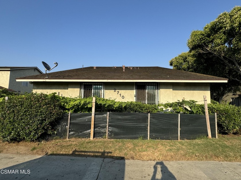 2 bedrooms and 1 bathroom condo. The interior features an open - Beach Condo for sale in Oxnard, California on Beachhouse.com