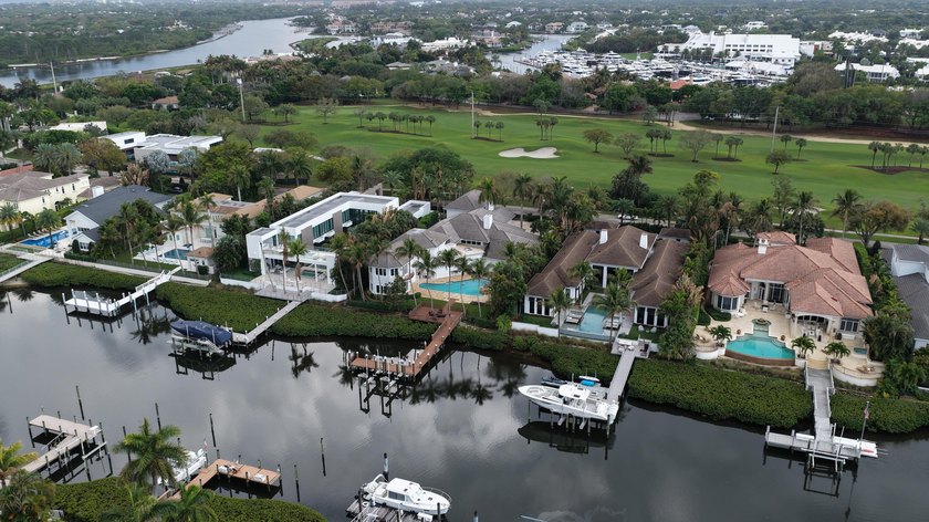 Fantastic opportunity in Admirals Cove on a deepwater lot - Beach Home for sale in Jupiter, Florida on Beachhouse.com