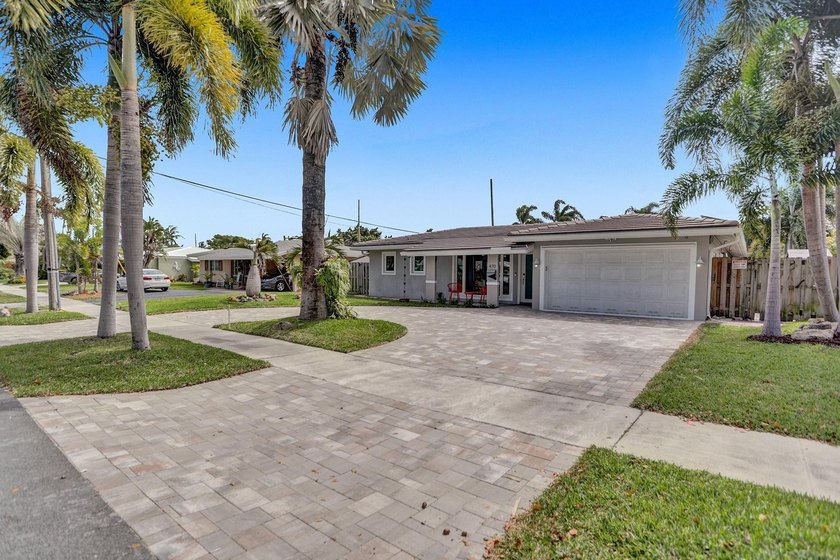 Beautifully renovated 3-bedroom, 2-bathroom home in a - Beach Home for sale in Pompano Beach, Florida on Beachhouse.com