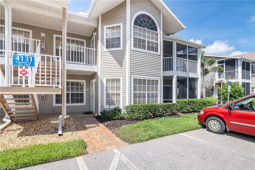 GOLF INCLUDED!! This beautifully appointed first-floor - Beach Home for sale in Estero, Florida on Beachhouse.com