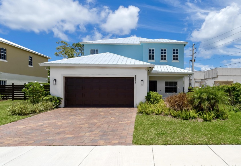 Beautiful, newer construction home in East Delray Beach within - Beach Home for sale in Delray Beach, Florida on Beachhouse.com
